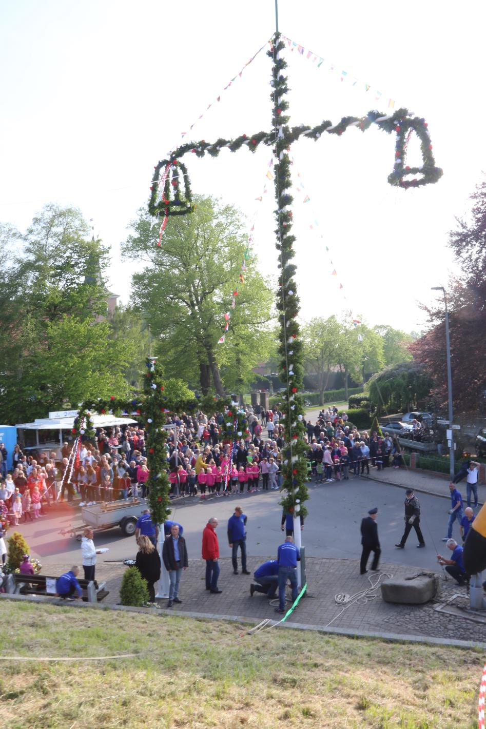 Maibaumsetzen